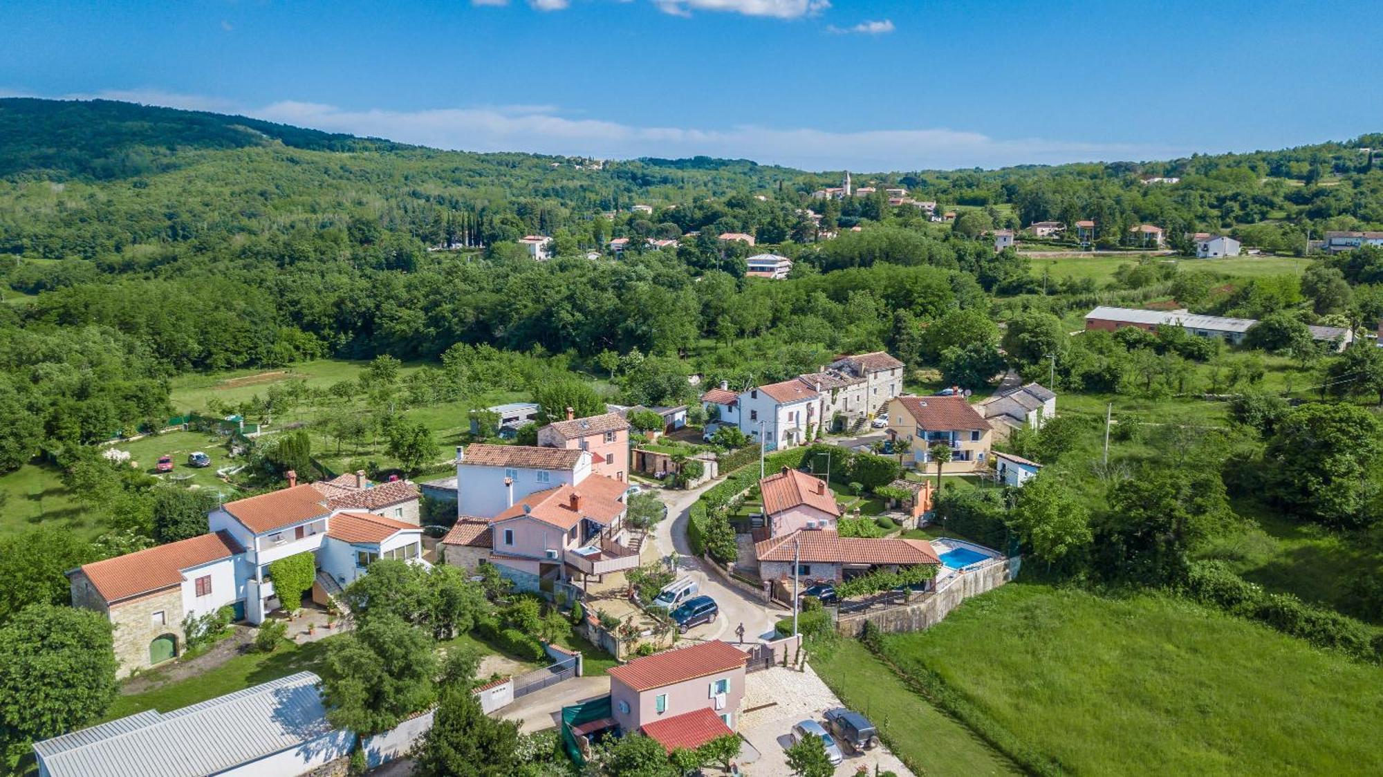 Villa Michelle Karojba Exteriér fotografie