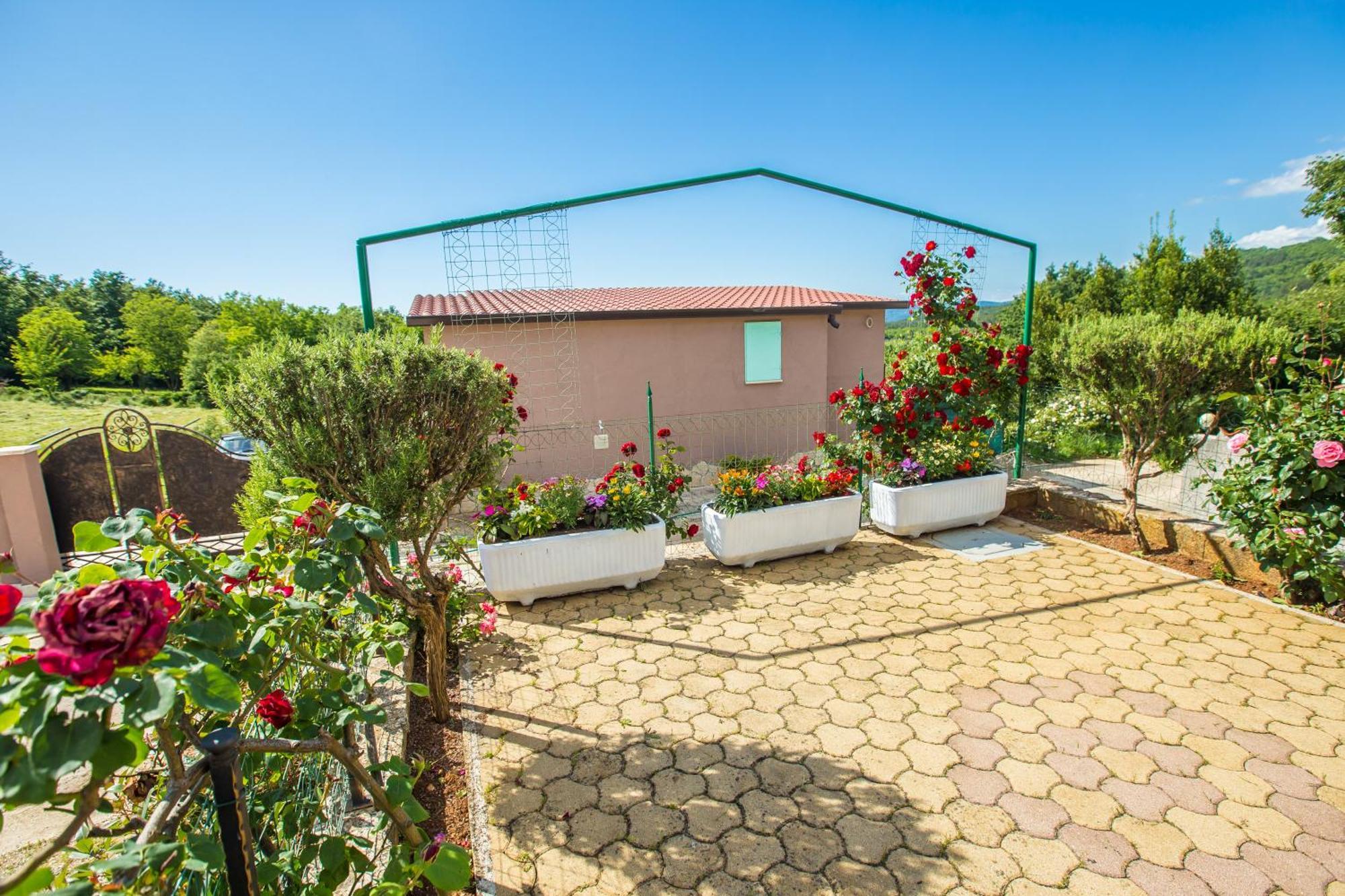 Villa Michelle Karojba Exteriér fotografie